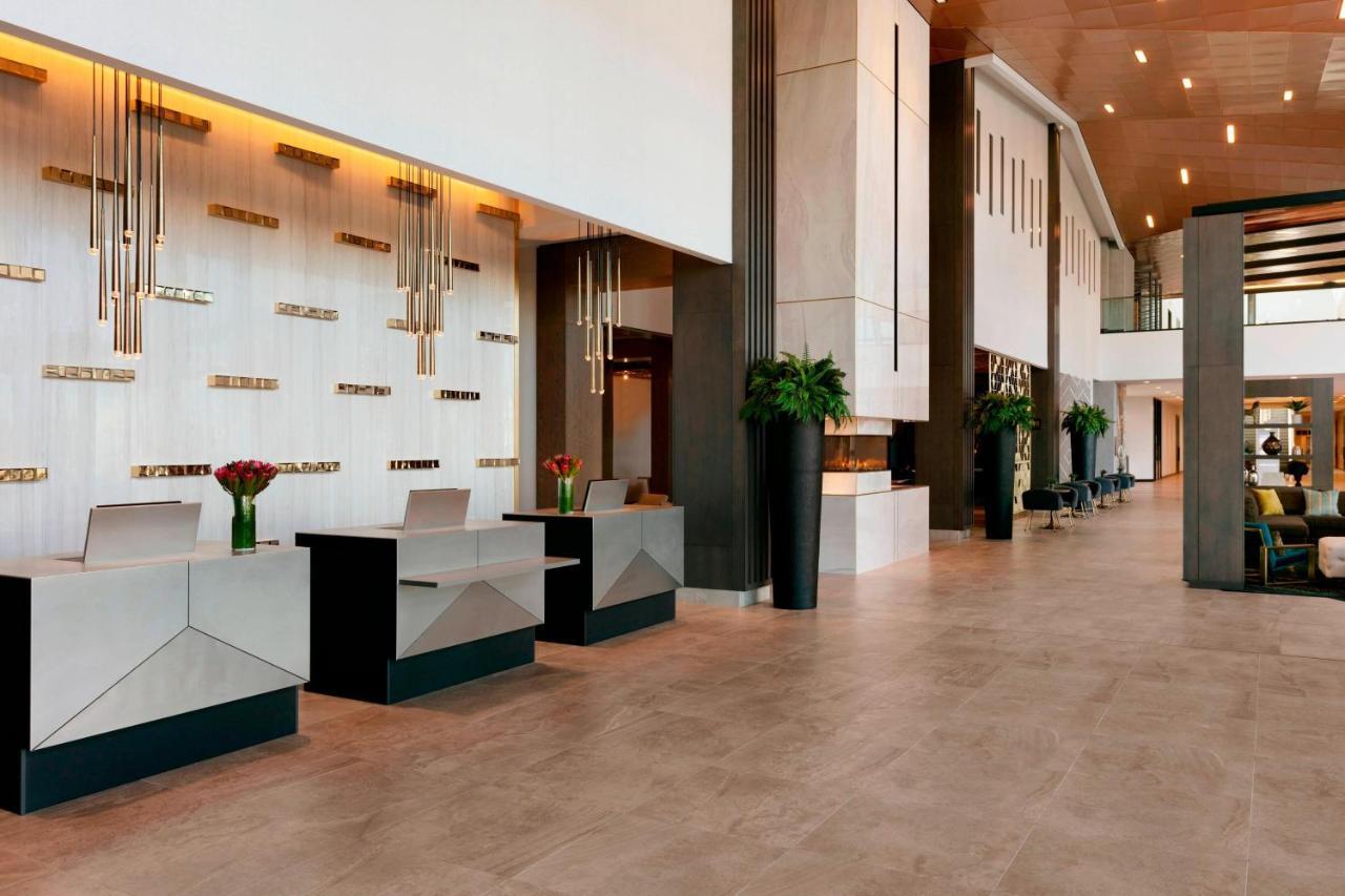 Sheraton Saint-Hyacinthe Hotel Екстериор снимка
