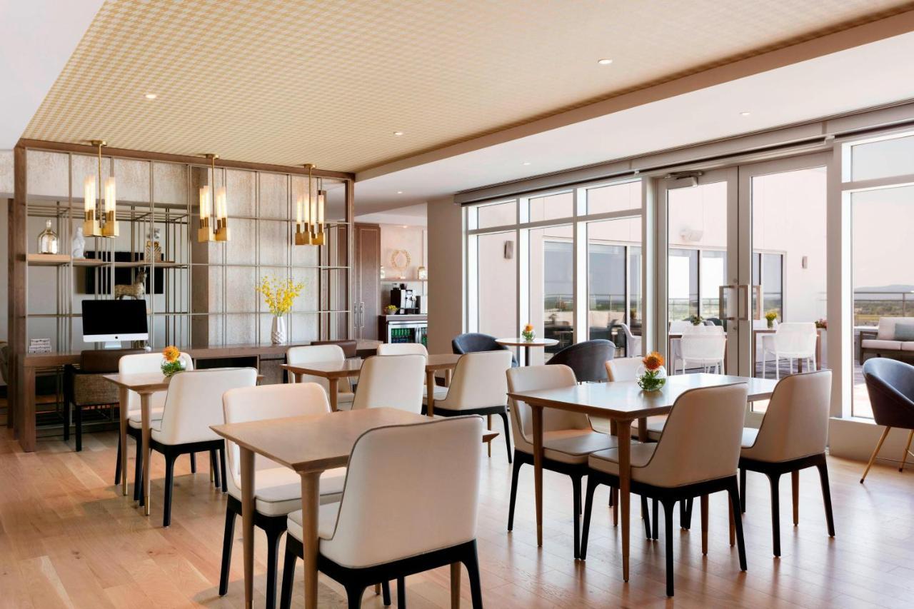 Sheraton Saint-Hyacinthe Hotel Екстериор снимка